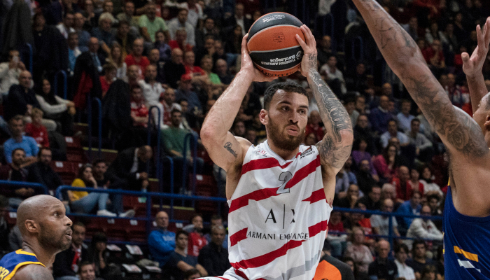 Mike James 7 nov
